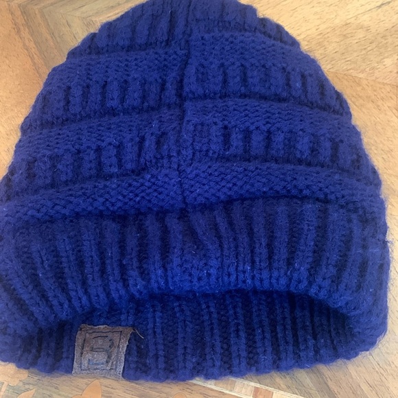 Navy Blue Knit Beanie Women’s Winter Hat - Picture 3 of 5